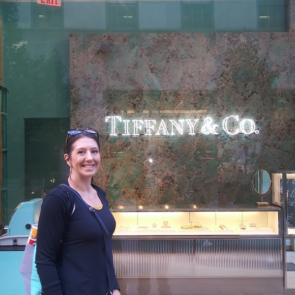 Meet your Posher, Tiffany - Picture 8 of 11